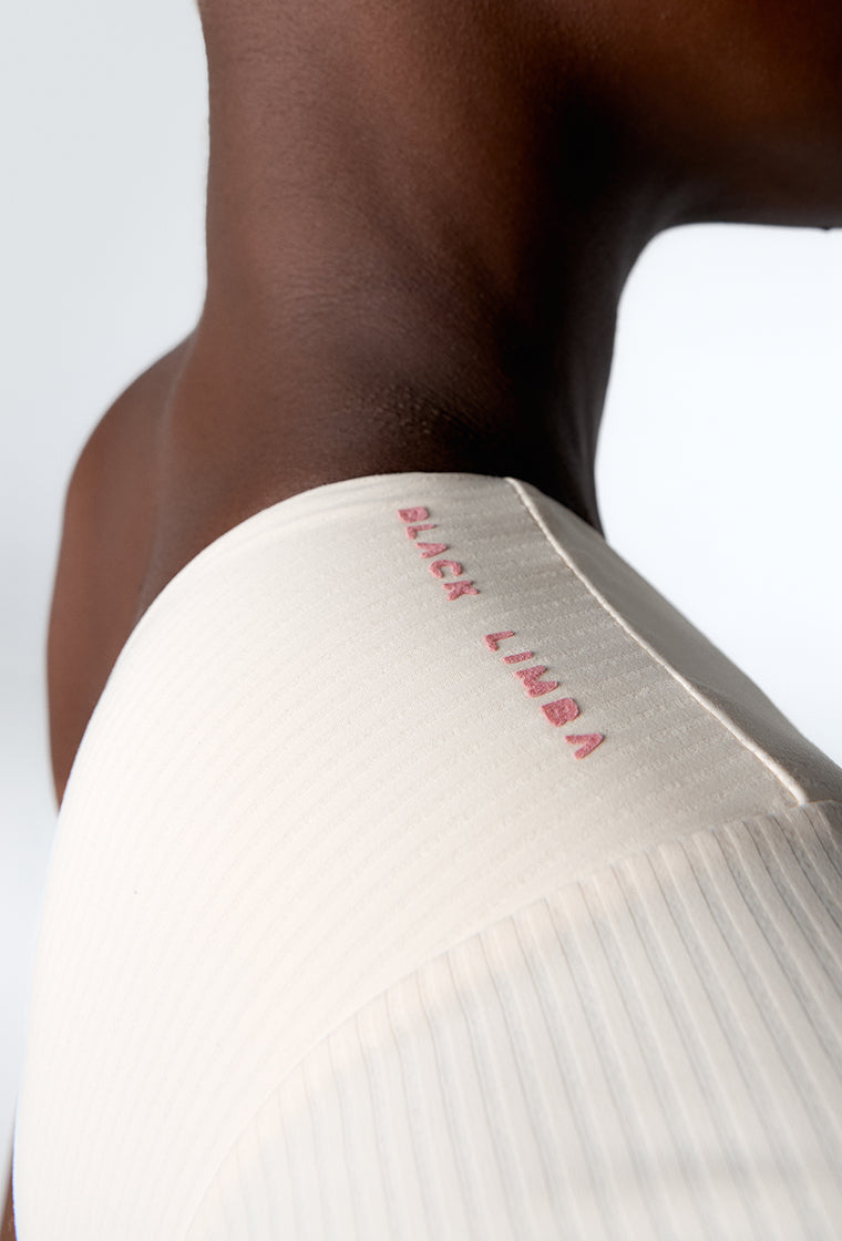 unique-id-07d14344-140b-48a3-8ad5-e635199967c2